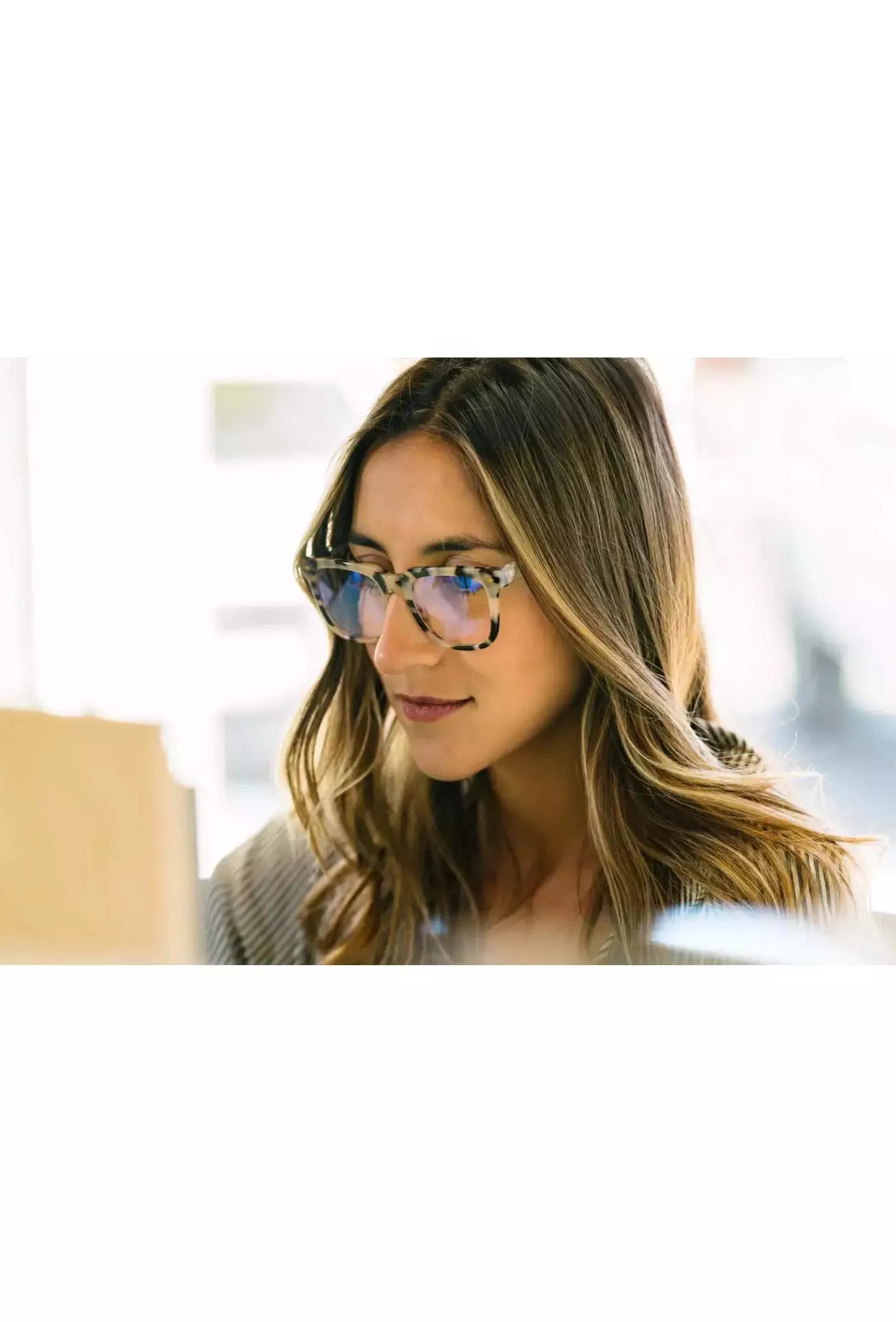 Arial Blue Light Readers